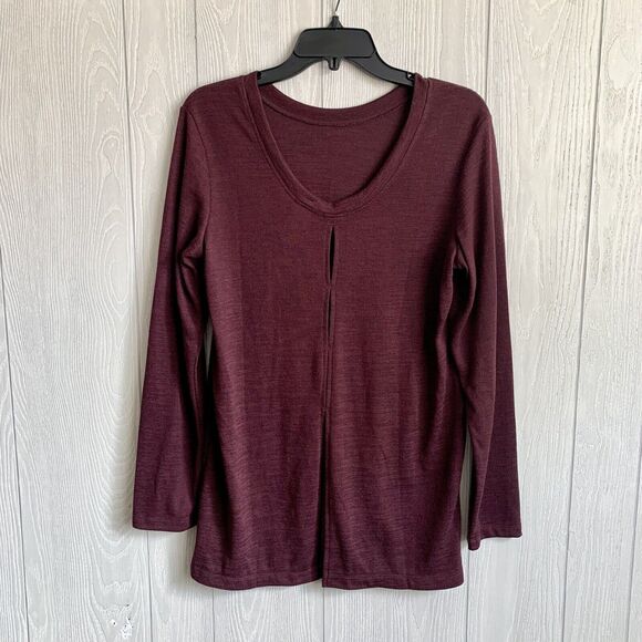 Lole Burgandy Long Sleeve Open Back Downtown Top Medium NWT - Picture 3 of 4